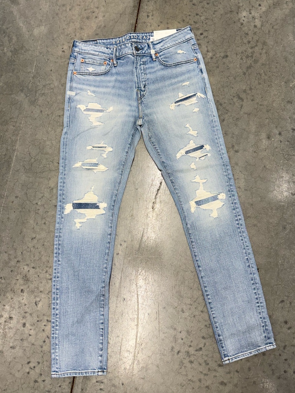 American Eagle Ripped Skinny Jeans 32x32